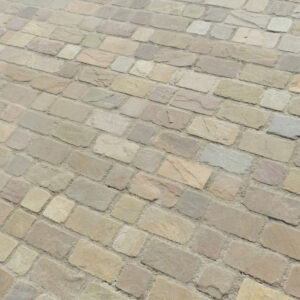 RAJGREEN SANDSTONE COBBLES