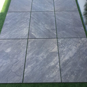 SAGAR BLACK PORCELAIN